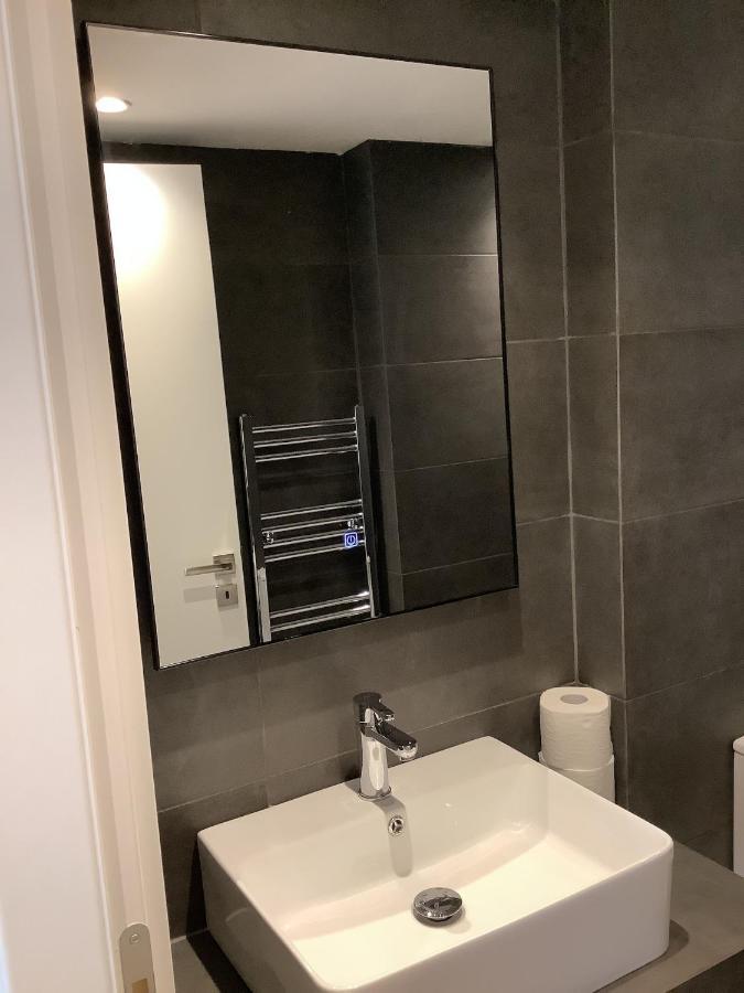 Sunny New Lovely Apartment 60 Meters From The Metro Athen Eksteriør bilde